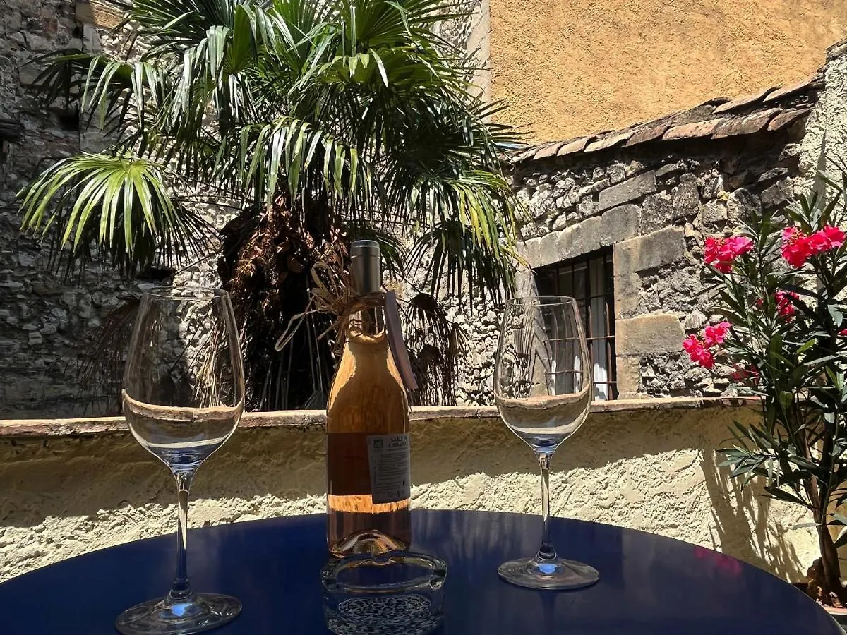 Studio Avec Terrasse Sur Cour, Authentique, Calme Avignon 0*,